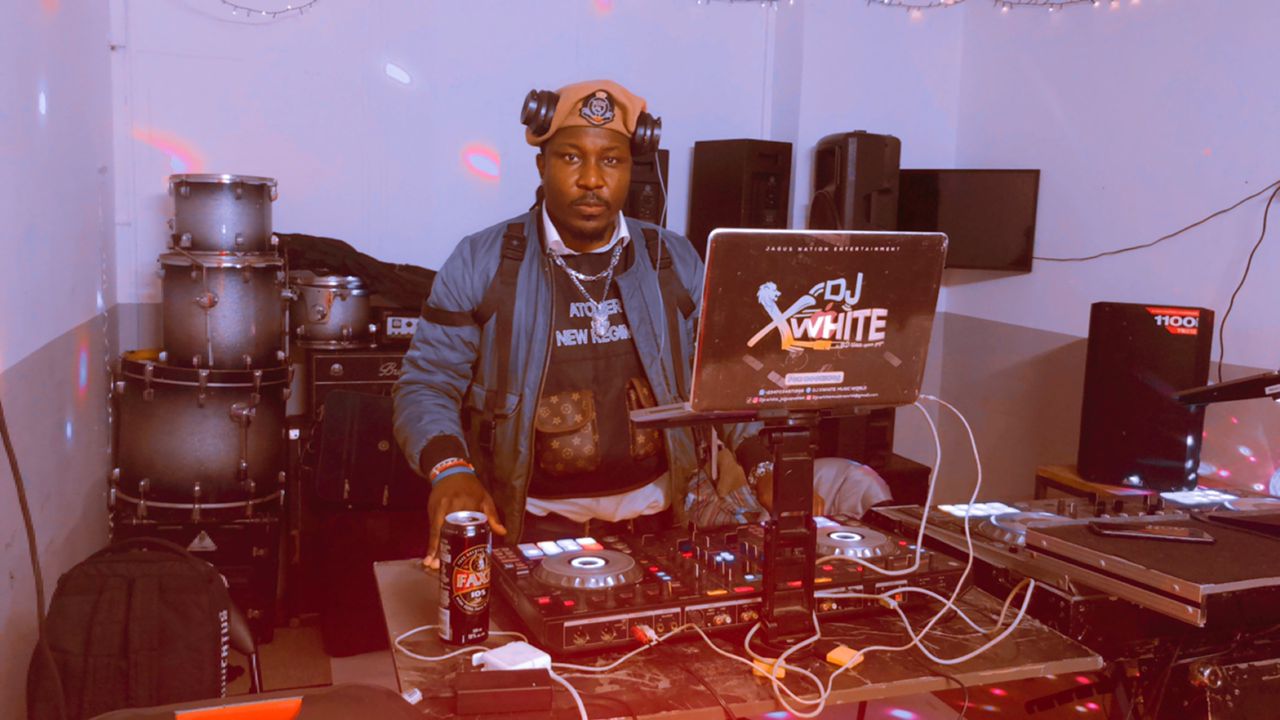 DJ XWHITE portrait